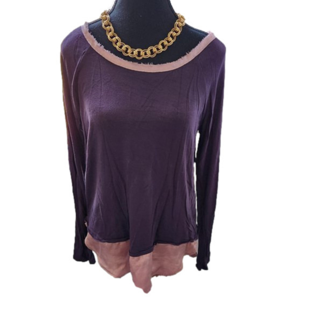P261 Bordeaux (Anthropologie)Plum Long-sleeved Tee w/Pink Satin Cheater Under |M